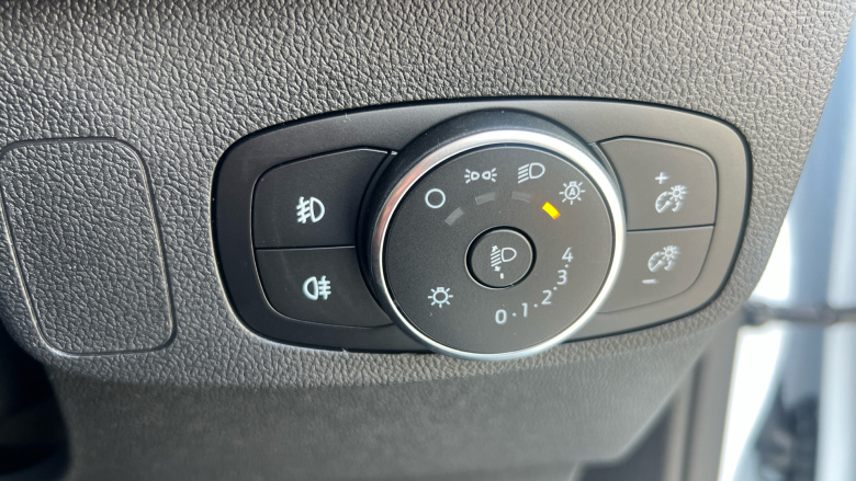 Ford Focus 1.0 EcoBoost Hybrid mHEV 155 ST-Line X Ed 5dr Auto Petrol Hatchback